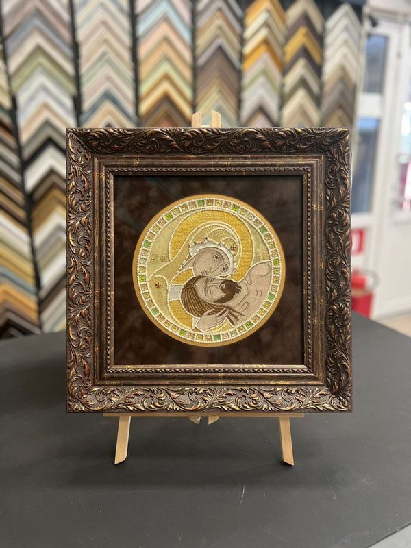 Сложное оформление иконы